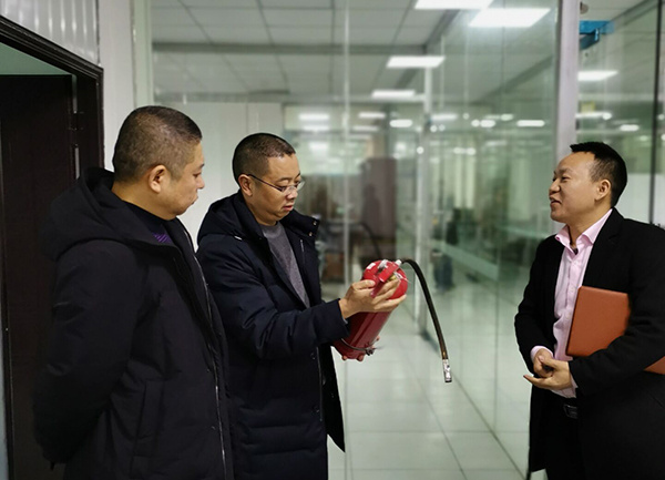 5c3c3aed0c44d.jpg 49998FB5C67936D8CE76C34ED7E99BE3.jpg